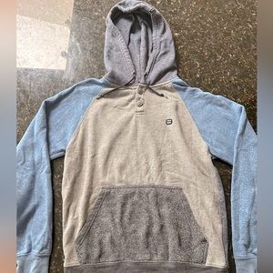 Men’s Size Small, Billabong Pull Over Sweatshirt